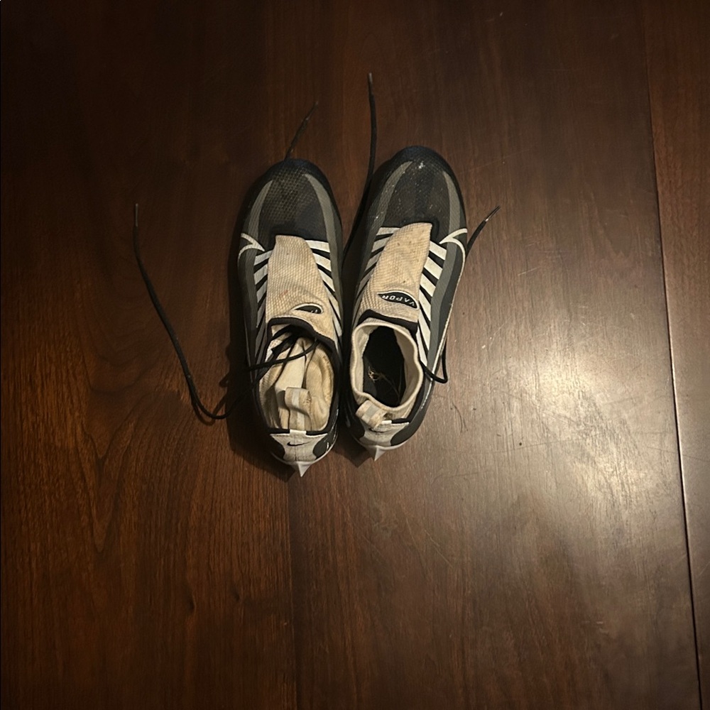 Nike Vapor Ghostlace Football cleats